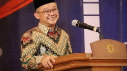 Kementerian Pendidikan Dasar dan Pendidikan Menengah (Kemendikdasmen) Republik Indonesia siap mengucurkan beasiswa kepada guru yang belum sampai ke jenjang D4 atau S1.
