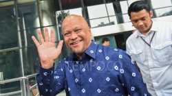 Ilham Akbar Habibie menyebut mantan Gubernur Jawa Barat, Ridwan Kamil (RK) belum berstatus sebagai tersangka. Namun hal itu masih proses di Komisi Pemberantasan Korupsi (KPK).