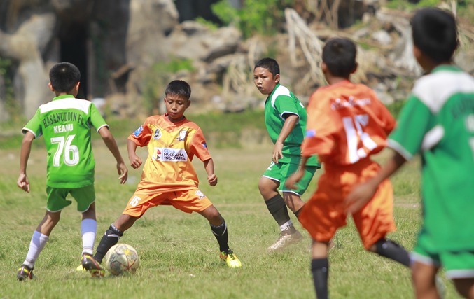 dunia sepak bola modern, uang memang bisa membeli banyak hal. Pelatih mahal, pemain naturalisasi berpengalaman, bahkan fasilitas latihan berstandar internasional.
